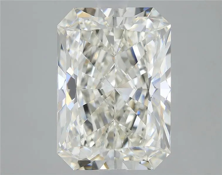 2.1 Carats RADIANT Diamond