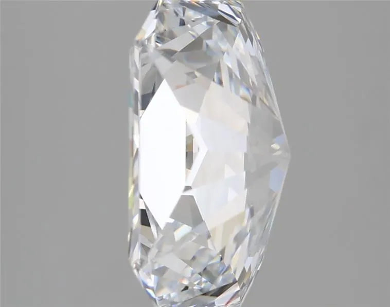 4.02 Carats RADIANT Diamond