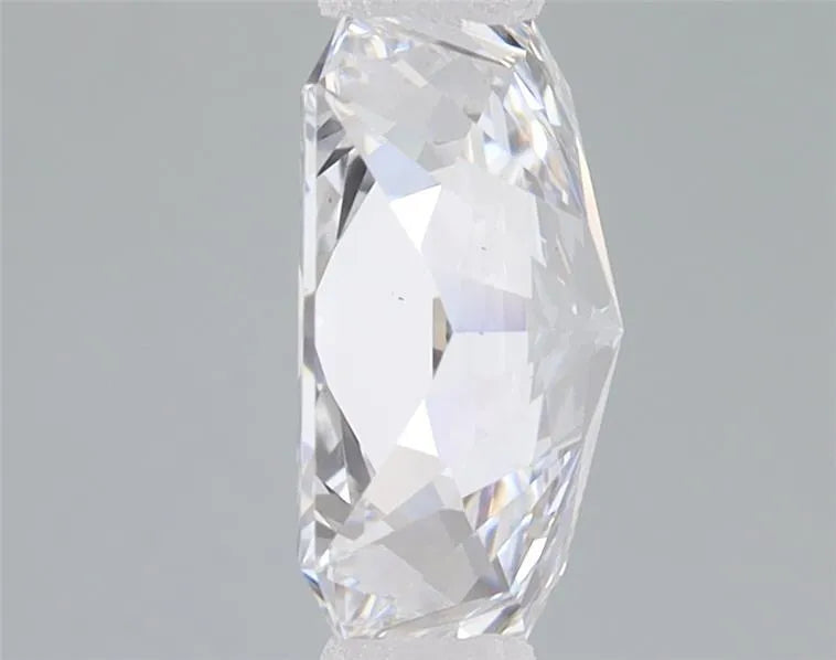 1.6 Carats RADIANT Diamond