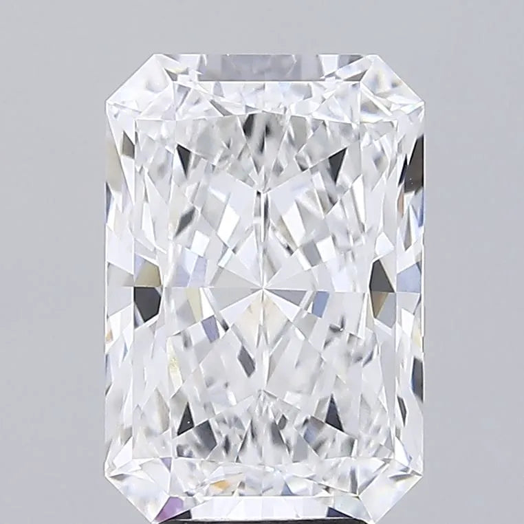 5.37 Carats RADIANT Diamond