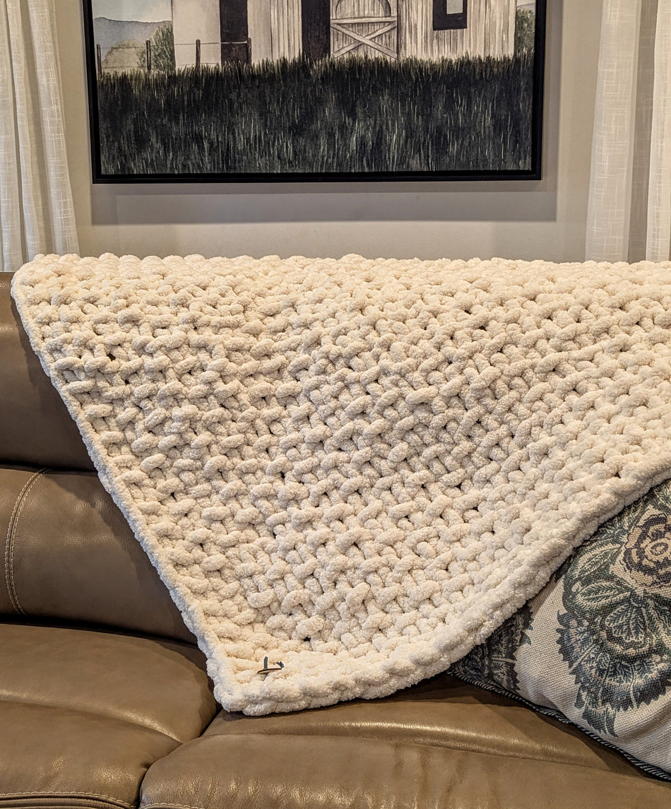 Chunky Sofa Throw- Vintage White